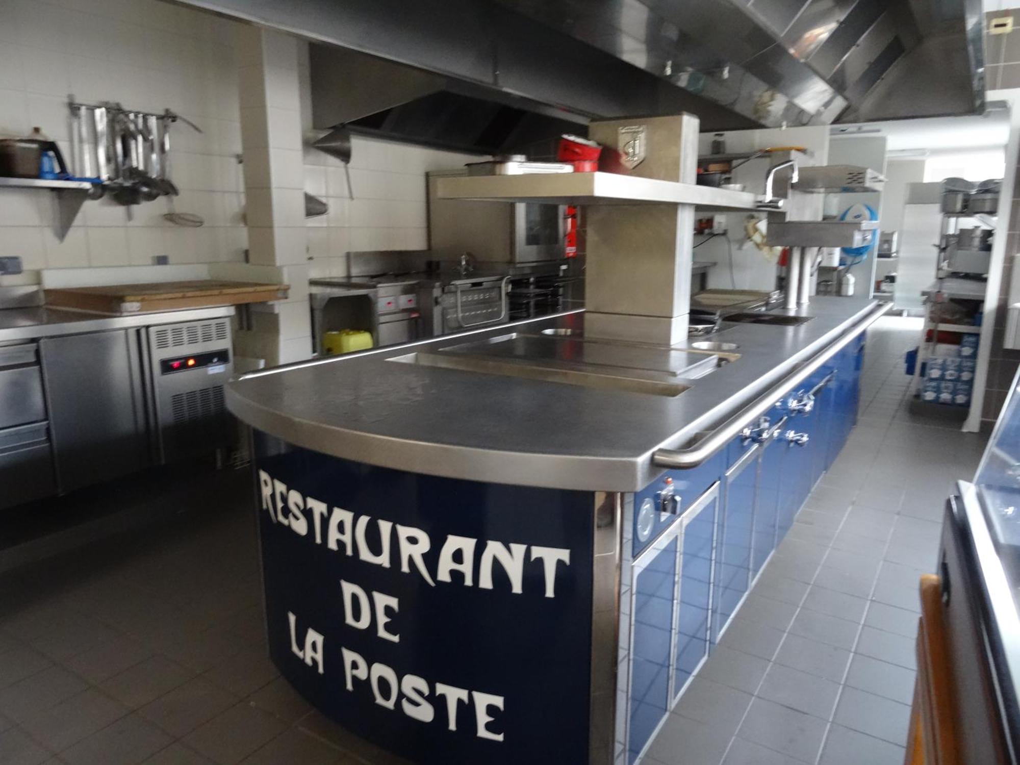 Hotel Restaurant De La Poste Saint-Just-en-Chevalet Экстерьер фото